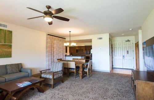 Waikoloa Hotel | Inviting Bay Club: Oceanfront 2 Bedroom Retreat Awaits