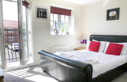 Filey Resort | Experience The Bay Filey: Pet Friendly with Pool & Spa