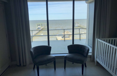 Clear Lake Shores House | Beautiful Bayfront Home with Elevator & Breathtaking Views