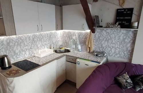 Varna City Centre Apartment | Experience The Bay View: Oceanfront Getaway with Spa
