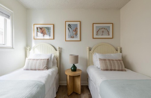 Central Mission Beach Apartment | Guest Rated Excellence at The Bay View Units by AvantStay