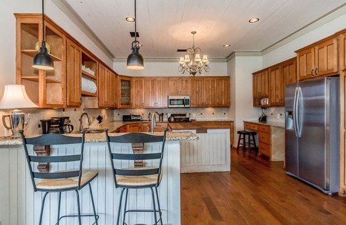 Pleasure Point House | Unforgettable Gatherings at The Bayou Lodge with Pool & Spa