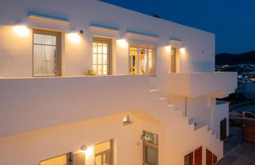 Artemonas Apartment | Explore The Be House: Family-Friendly Retreat with Breakfast