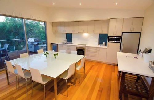 Yallingup House | The Beach Box: Ocean View Retreat in Yallingup