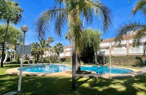 Platja de l'Arenal Apartment | Beach House Playa Del Arenal: Oceanfront Bliss Awaits