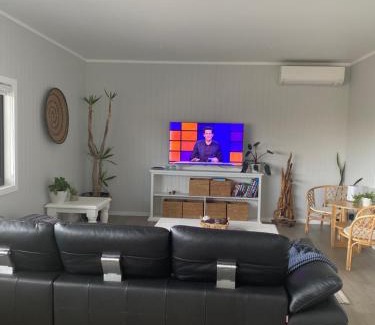 Primrose Sands House | Experience Family Comfort at The Beach House @ Primrose Sands