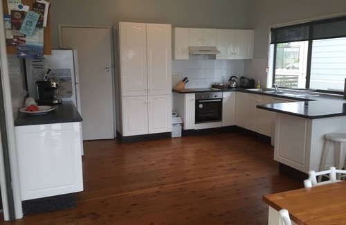 Surfside Cottage | Beach House Retreat with Ocean Views and Pet-Friendly Perks