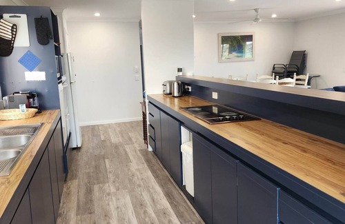 Two Rocks House | Beachfront Bliss at The Beach House Two Rocks - Rated 9.8