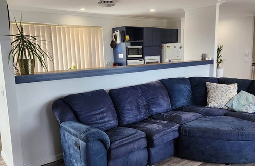 Two Rocks House | Beachfront Bliss at The Beach House Two Rocks - Rated 9.8