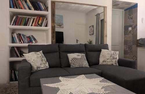 Adra House | Relax at The Beach Hut with Hot Tub and Spa Amenities