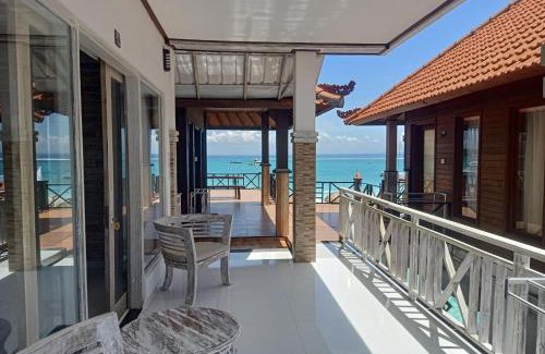 Jungut Batu House | Relaxing Beach Huts in Lembongan with Pool Access