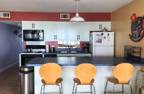 Fort Walton Beach Condo | Beachfront Escape with Pool, Spa, and Ocean Views!