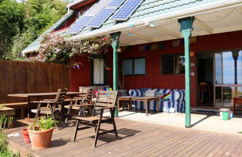 Onekaka Cabin | Family-Friendly Getaway at The Beach Lodge