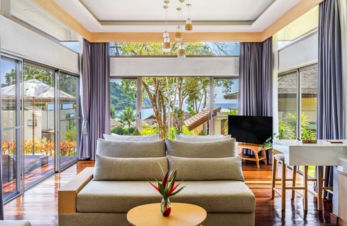 Ko Kood Resort | Escape to The Beach Natural Resort - Koh Kood, Rated 9.2/10