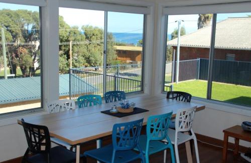 Guilderton House | Beach Shack: Ocean Views Just Steps from the Shore