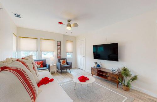 Del Mar Apartment | The Beach Suite #4