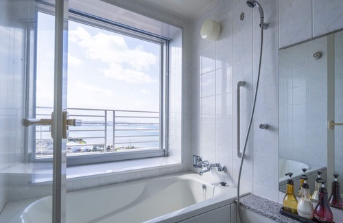 Mihama Hotel | Relax at The Beach Tower Okinawa: 4-Star Comfort Awaits