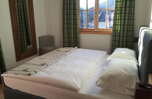 Saalbach-Hinterglemm Apartment | Explore The Bear's Lair: 4-Star Family-Friendly Retreat
