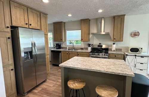 Walker House | Explore Leech Lake with Private Boat Slip & Family-Friendly Perks