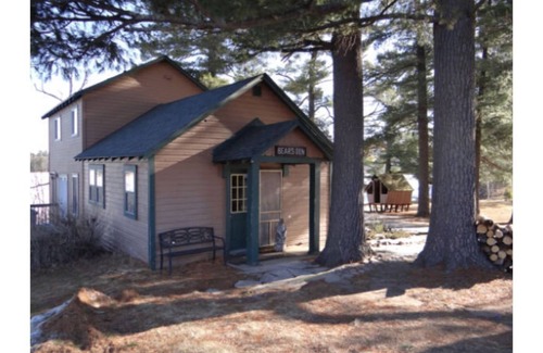 Stone Lake Cabin | The Bears Den
