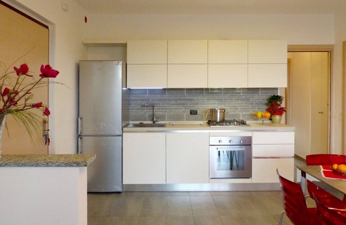 Colico Apartment | Experience Barbarossa: New Italian Design with Ocean Views
