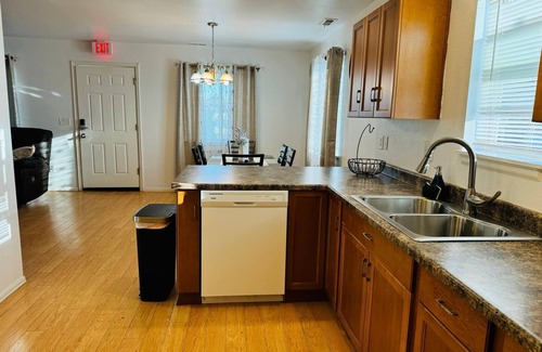 Calhan Apartment | The beauty of Meldy 3-bedroom apartment with WiFi, AC in delightful Calhan