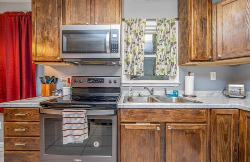 Pine Forest House | Your Home Away: The Beckwith Guest House Awaits
