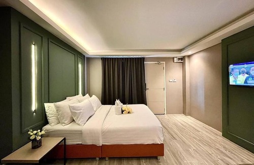 Chonburi Apartment | Inviting Stay at The Bed by Boonjira with Pool & Breakfast