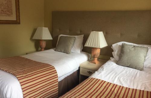 Oxborough Hotel | Pet-Friendly Retreat at The Bedingfeld Arms - Rated 8.3/10