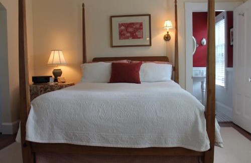 Rockport Bed & Breakfast | Ocean View Retreat at The Beech Tree B&B - Rated 9/10