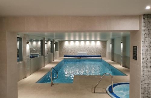 West Bridgford Hotel | Relax at The Beeches Hotel & Leisure Club with Pool Access