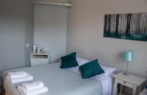Roundhay House | Welcoming Beechwood Accommodation in North Leeds