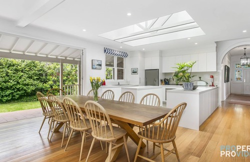 Mosman House | The Beehive in Central Mosman