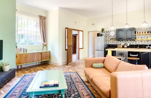 Makhado Apartment | Discover The BeeKeeper's Inn: Family-Friendly Comfort Awaits