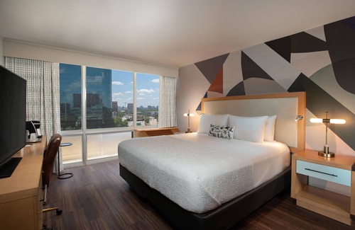 Northeast Dallas Hotel | Discover Comfort at The Beeman Hotel - Rated 8.4/10
