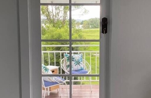 Tumbulgum House | Experience Comfort at The Belle Riverhouse, Tumbulgum