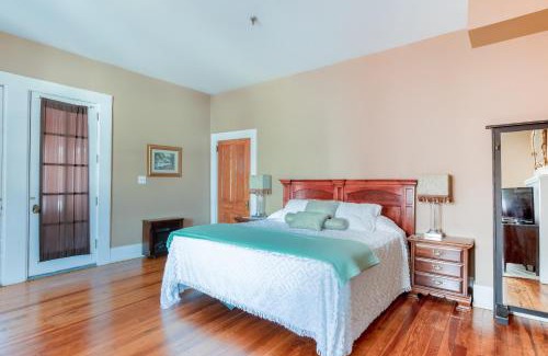 Abbeville Hotel | Pet-Friendly Oasis at The Belmont Inn by OYO - Rated 9/10