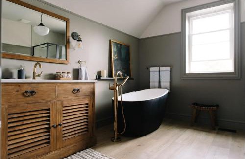 Prince Edward House | Discover The Benson Loft: Pet-Friendly & Family-Approved Stay