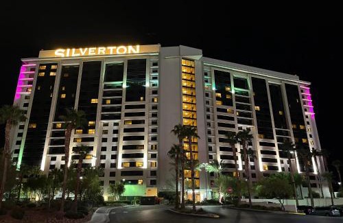 Enterprise Hotel | Experience The Berkley, Las Vegas - 4-Star Comfort Awaits