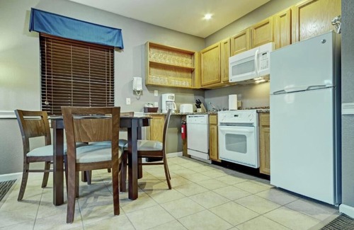 Hancock Condo | Explore Jiminy Mountain at Club Wyndham Bentley Brook
