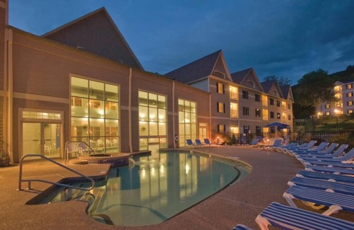 Hancock Condo | Explore Jiminy Mountain at Club Wyndham Bentley Brook