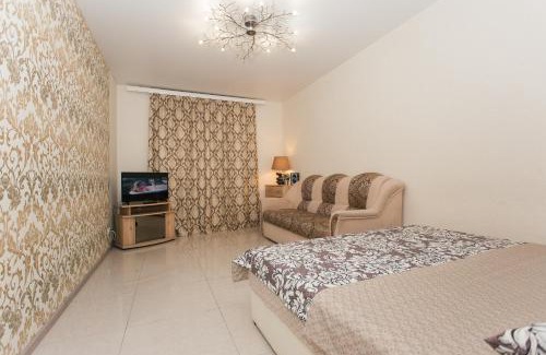 Zarichnyi District Apartment | Top-Rated Faraon Apartments with Hot Tub on Kharkovskaya