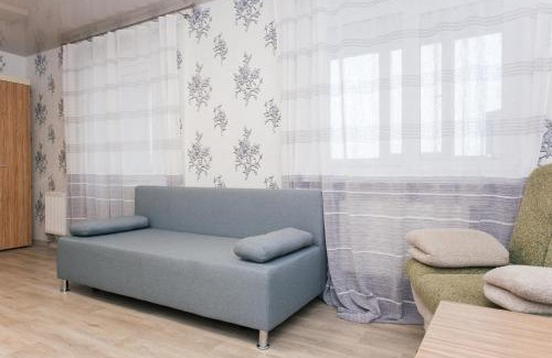 Zarichnyi District Apartment | Top-Rated Faraon Apartments in Kharkovskaya with Hot Tub