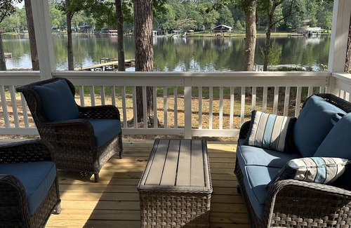 Hillister Cabin | Discover the Hidden Gem of East Texas with Ocean Views