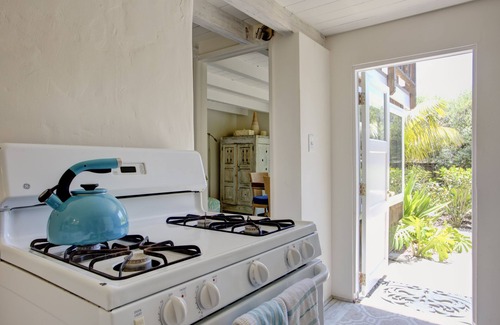 Summerland House | Prime Location with Private Cottage and Oceanfront Views