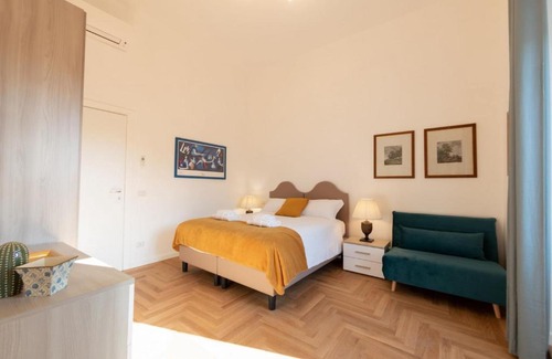 Roman Ghetto Apartment | Bright Apartment Near Isola Tiberina - 4-Star Stay