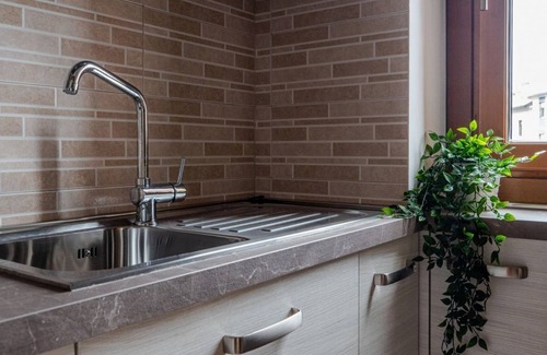 Montalbino House | Modern Two-Bedroom Apartment in Maciachini Area