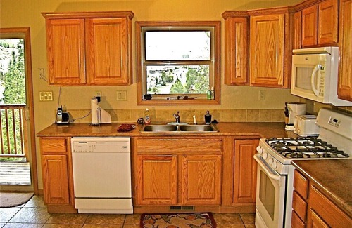 Dillon House | Top Picks for Your Stay: Exceptional Amenities Await!