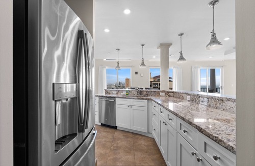 Myrtle Beach House | Exclusive 7 BR Penthouse Suite with Pool in Bali