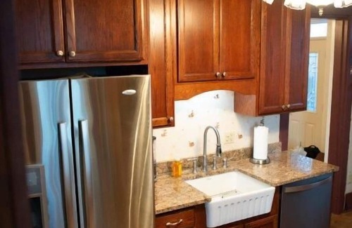 Mercer House | Experience The Big Brickhouse: Ocean View Family Retreat